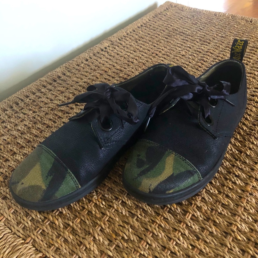 Dr Martins shoes in perfect condition